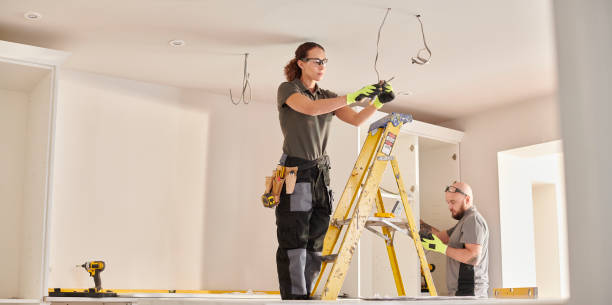 Best Local Electrician Companies  in West Salem, WI